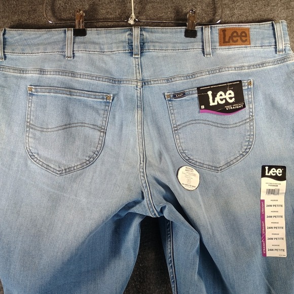 Lee Plus Midrise Relaxed Fit Straight Leg Jean Womens 24W Petite Light Wash Mom - Picture 7 of 15